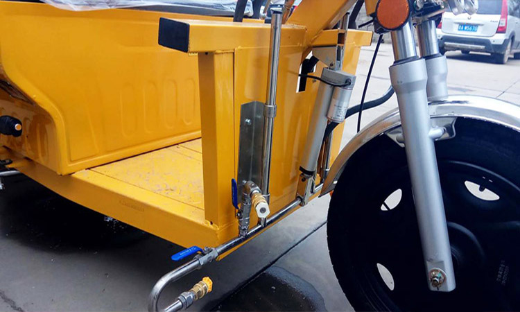 三輪高壓沖洗車-側沖噴頭 側沖.jpg