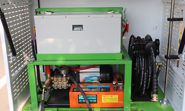 三輪高壓清洗車-電機 60V直流變頻高壓清洗機.jpg