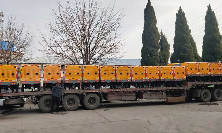 百易長青-多功能高壓沖洗車發車現場 多功能高壓沖洗車發車現場