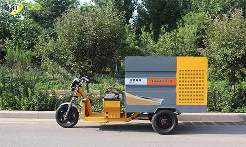 市政環(huán)衛(wèi)高壓清洗車非機(jī)動車道高壓沖洗作業(yè)更方便