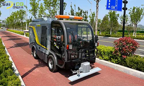 道路污染清除車深層次路面清潔,路面養(yǎng)護車