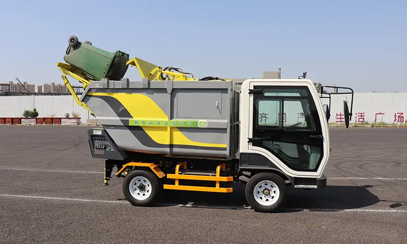 后裝式垃圾車：小區與廠區的理想選擇！垃圾轉運好幫手！