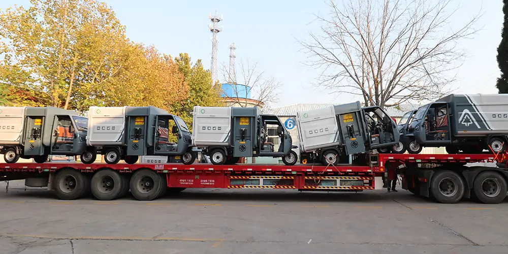 垃圾車(chē) 自卸式垃圾車(chē) 環(huán)衛(wèi)車(chē)?yán)?chē) 電動(dòng)垃圾車(chē) 掛桶垃圾車(chē) 垃圾車(chē) 自卸式垃圾車(chē) 環(huán)衛(wèi)車(chē)?yán)?chē) 電動(dòng)垃圾車(chē) 掛桶垃圾車(chē)