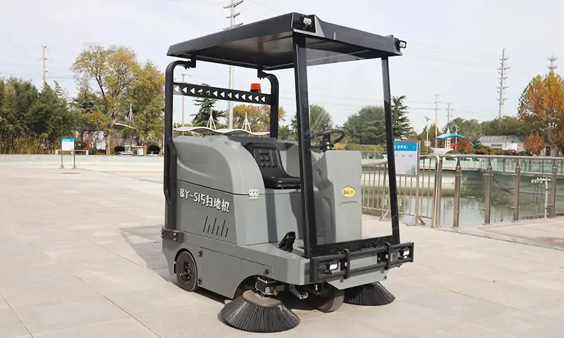 純電動掃地機:高效環(huán)保的智能清潔解決方案