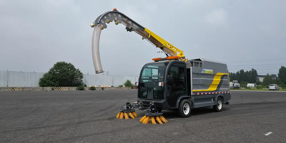 樹葉收集車,新能源樹葉收集車,多功能樹葉收集車,四輪樹葉收集車 樹葉收集車,新能源樹葉收集車,多功能樹葉收集車,四輪樹葉收集車