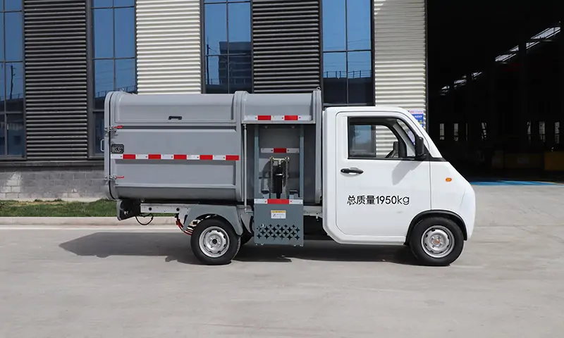 高效環(huán)保的理想選擇——新能源側(cè)裝式垃圾清運(yùn)車(chē)全面解析