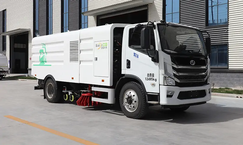 純電動(dòng)洗掃車——智慧環(huán)衛(wèi)的綠色選擇