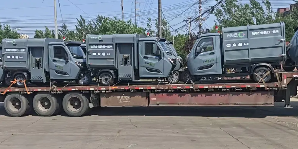 新能源側(cè)裝式垃圾清運(yùn)車,側(cè)裝垃圾車,垃圾車,新能源垃圾車 新能源側(cè)裝式垃圾清運(yùn)車,側(cè)裝垃圾車,垃圾車,新能源垃圾車